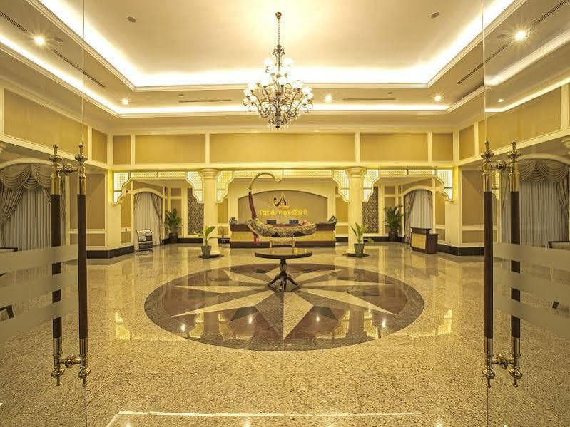 Grand Amara Hotel Naypyidaw Экстерьер фото